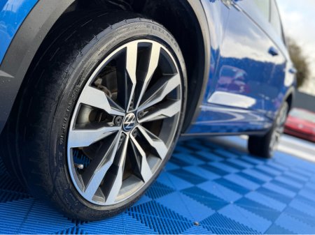 2021 Volkswagen T-Roc R-LINE - 2.0L DIESEL - AUTO - 12M WARRANTY - CAR: 1699 €29,950 thumbnail