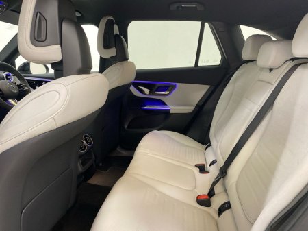 2026 Mercedes-Benz GLC Class GLC 220D 4MATIC AMG LINE PLUS | Reversing Camera, Parking Assistance, Heated Seats €81,322