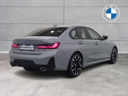 2025 BMW 3 Series - thumbnail 24
