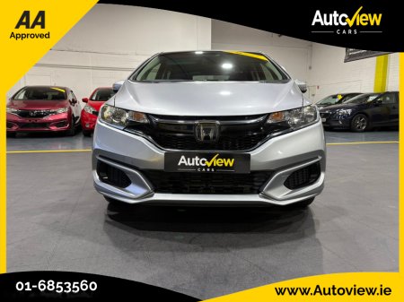 2019 Honda Jazz /Fit 1.5 Self-Charging Hybrid. AA APPROVED // FINANCE & NATIONWIDE DELIVERY AVAILABLE // SIMI DEALER €14,995 thumbnail