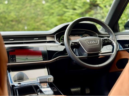 2024 Audi A8 - thumbnail 28