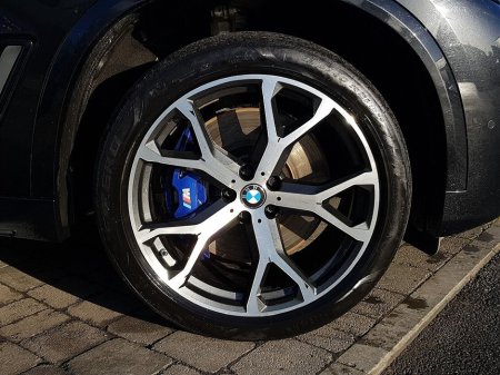 2020 BMW X5 xDrive45e M Sport €53,995 thumbnail