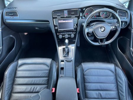 2016 Volkswagen Golf - thumbnail 10