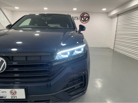 2023 Volkswagen Touareg V6 BLACK EDITION TDI VW/AUDI SPECIALISTS WWW.DENISDARCYCARS.IE €84,950 thumbnail
