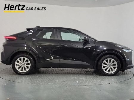 2024 Toyota C-HR - photo 2