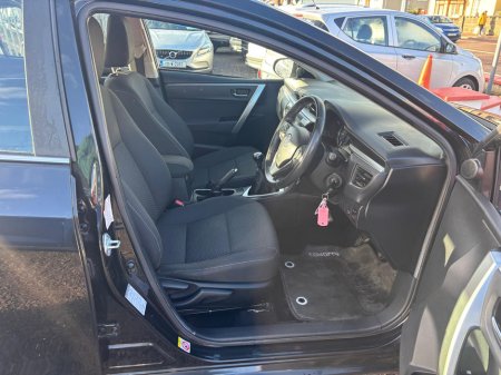 2016 Toyota Corolla 1.4 D-4D LUNA 4DR  DIESEL  LOW  MILEAGE €10,950 thumbnail