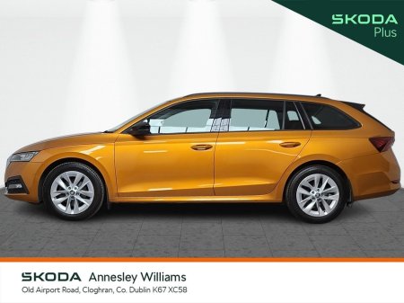 2023 Skoda Octavia - thumbnail 5
