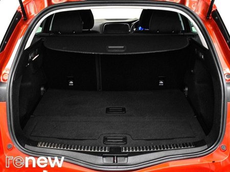 2021 Renault Megane - thumbnail 8