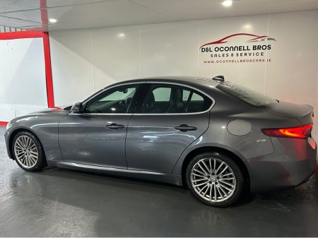 2017 Alfa Romeo Giulia 2.2JTD 180HP SUPER LUXURY 4DR AUTO €16,900 thumbnail