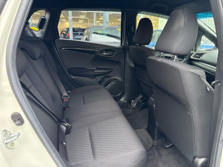 2017 Honda Fit 1.5L Petrol Hybrid Automatic €13,950 thumbnail