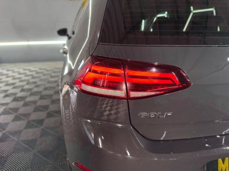2019 Volkswagen Golf - thumbnail 12