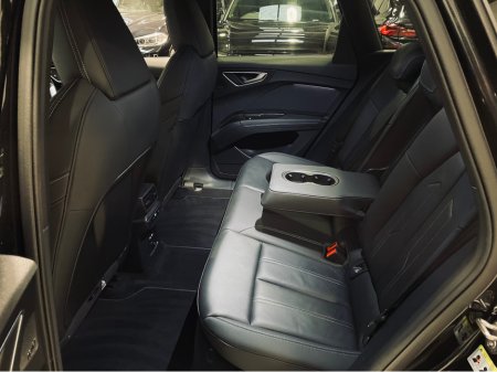 2024 Audi Q4 e-tron - thumbnail 15