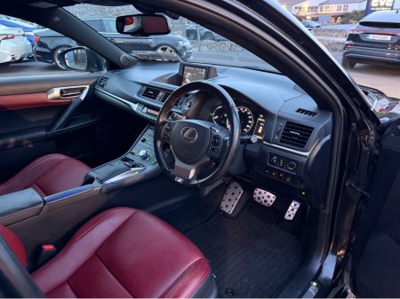 2016 Lexus CT 200 h - thumbnail 16