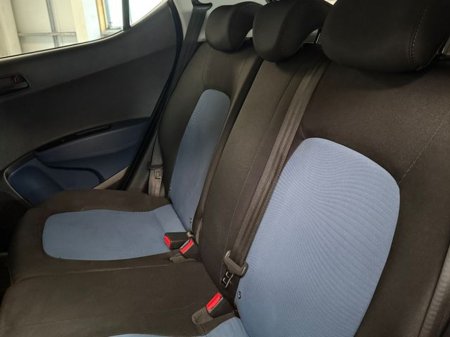 2017 Hyundai i10 - thumbnail 15