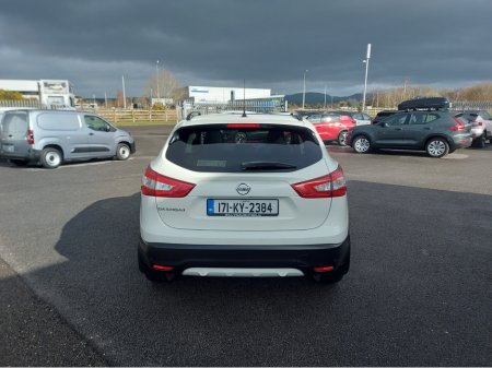 2017 Nissan Qashqai - thumbnail 5