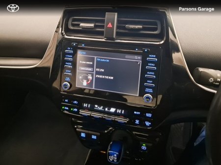 2020 Toyota Prius PRIUS LUXURY €23,995 thumbnail