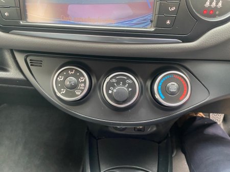 2015 Toyota Yaris 1.0 SOL MC 4DR 5DR €10,500