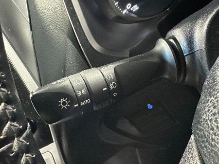 2021 Toyota Landcruiser Automatic 2.8 D4D LWB Commercial €38,500 thumbnail