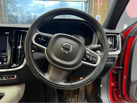 2021 Volvo V60 - thumbnail 9