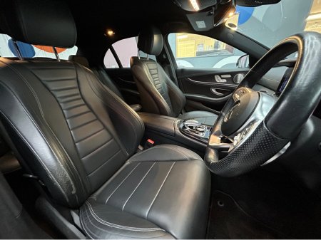 2019 Mercedes-Benz E Class - thumbnail 6