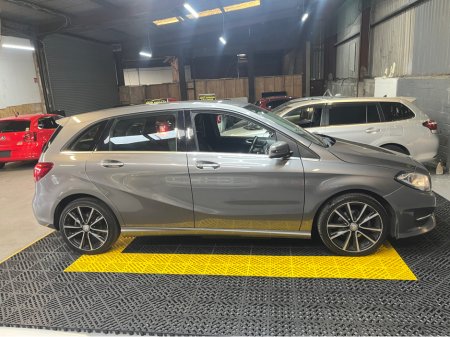 2016 Mercedes-Benz B Class - view 3