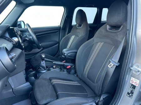 2020 MINI Cooper 1.5 SPORT SPT5 136BHP SERVICE HISTORY €17,750 thumbnail