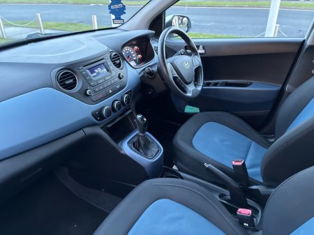 2016 Hyundai i10 DELUXE AUTO 4DR €10,950 thumbnail