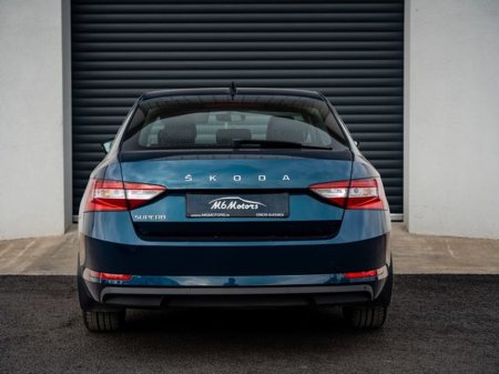 2022 Skoda Superb AMB 2.0tdi 150HP 5DR €27,950