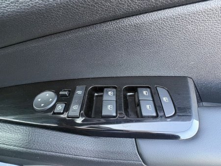 2022 Kia Sportage - thumbnail 12