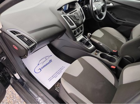 2012 Ford Focus - thumbnail 10