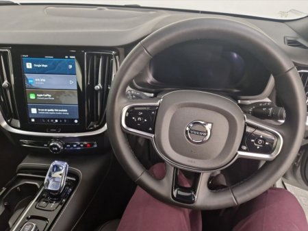 2024 Volvo V60 - thumbnail 16