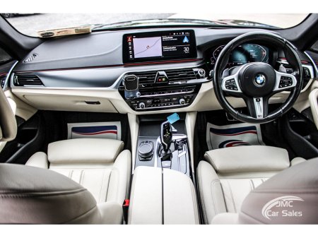 2021 BMW 5 Series - thumbnail 28