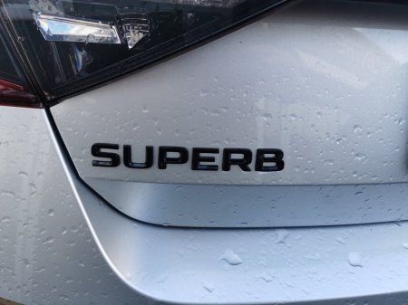 2024 Skoda Superb - thumbnail 9