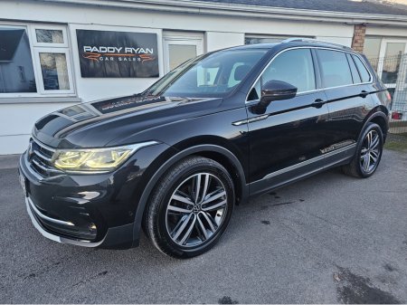 2023 Volkswagen Tiguan - thumbnail 5