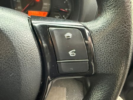 2019 Toyota Vitz  €11,590 thumbnail