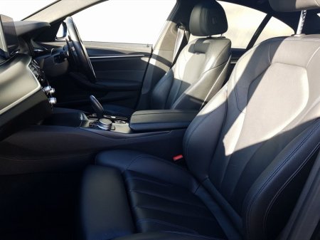 2022 BMW 5 Series - thumbnail 7