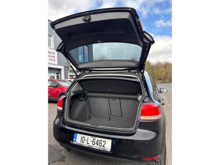 2010 Volkswagen Golf - thumbnail 12