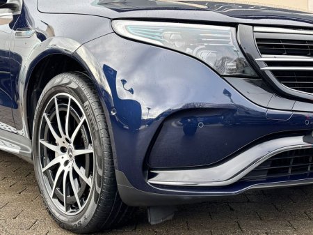 2023 Mercedes-Benz EQC 400 4MATIC AMG LINE EDITION €37,990 thumbnail