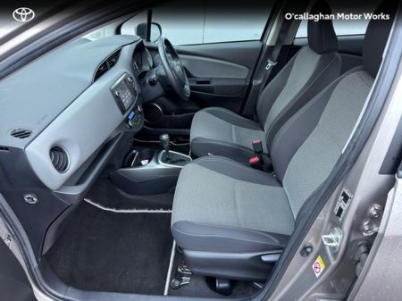 2015 Toyota Yaris ICON CVT 5DR AUTO 1.5 VVT-I 98BHP €12,950 thumbnail