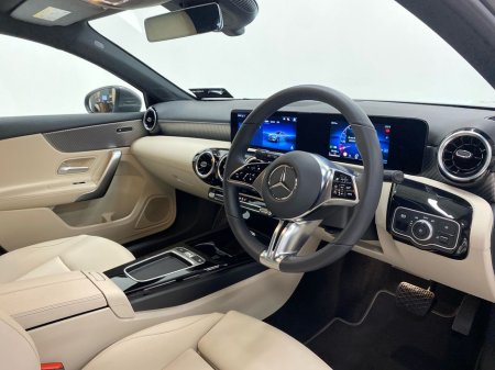 2025 Mercedes-Benz A Class - thumbnail 8