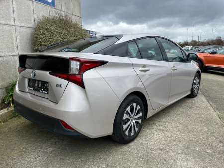 2020 Toyota Prius - thumbnail 4