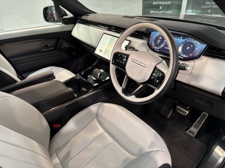 2024 Land Rover Range Rover Sport *N1 Commercial 2 Seat Diesel* Dynamic SE thumbnail