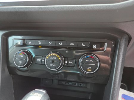 2020 Volkswagen Tiguan 2.0 D Auto HighLine 4WD €28,950 thumbnail