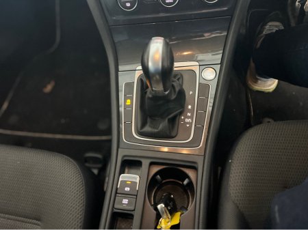 2019 Volkswagen Golf 1.2 Tsi Comfortline Dsg Automatic €18,950 thumbnail