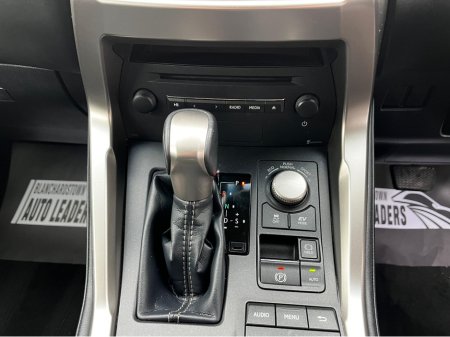 2017 Lexus NX 300 h HYBRID FWD EXECUTIVE AUTO LEATHER €26,900 thumbnail