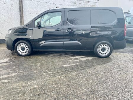 2023 Citroen Berlingo - thumbnail 30