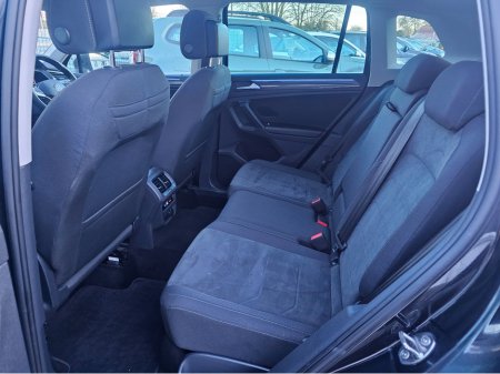 2023 Volkswagen Tiguan - thumbnail 20