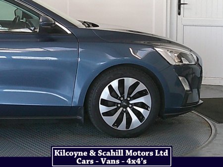 2019 Ford Focus - thumbnail 31