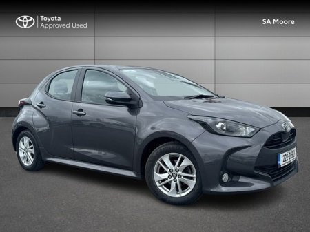 2022 Toyota Yaris 1.0 LUNA