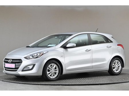 2016 Hyundai i30 *JAN 2026 PRICING NOW*1.6 D 6SPD *REAR PARK SENSORS* €12,890